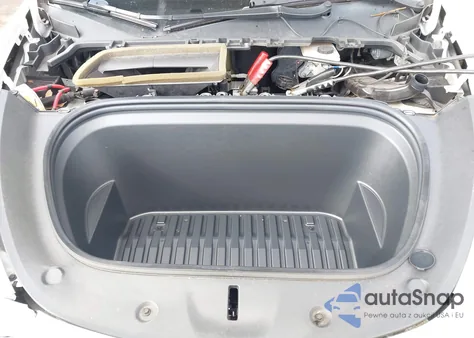 2021 Tesla Model Y Long Range Dual Motor All-Wheel Drive z USA, uszkodzony, nr VIN 5YJYGDEE7MF199436